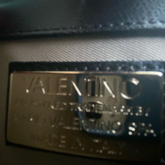 Authentic Valentino Handbag , and dust bag - Picture 9 of 16